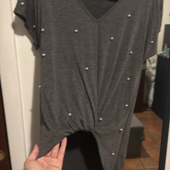 ✨ Chic & Feminine SHEIN Top - Only $10! ✨
Size Small | Elegant Gray | Flowy Fit - Picture 5 of 5